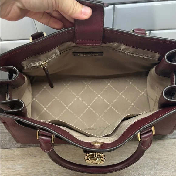 3329 Michael Kors Mercer Gallery Medium satchel burgundy - Picture 4 of 15